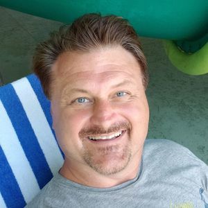 Meet your Posher, Ray